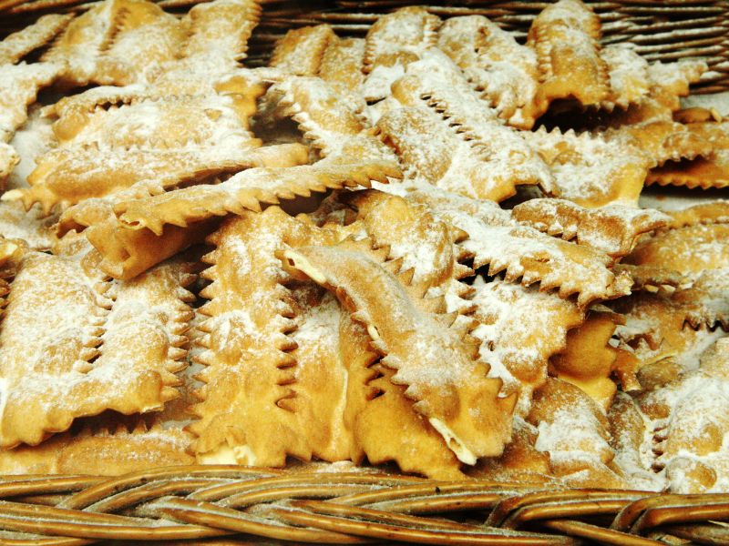 Chiacchiere al forno